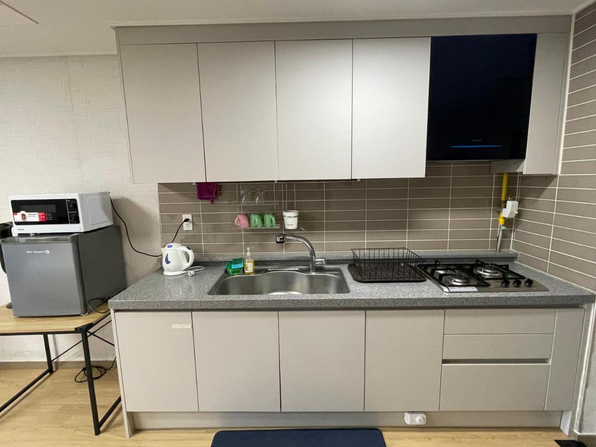 Spacious Luxury Condo W/ Kitchen Beside Hilton Clark D'Heights Mabalacat Εξωτερικό φωτογραφία